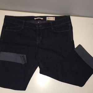 NWOT Gap capri jeans